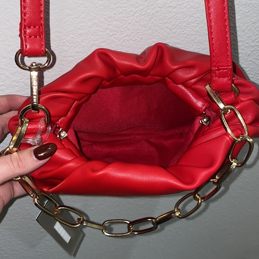 NWT Like Dreams Shoulder Bag with Gold Chain - Picture 3 of 5